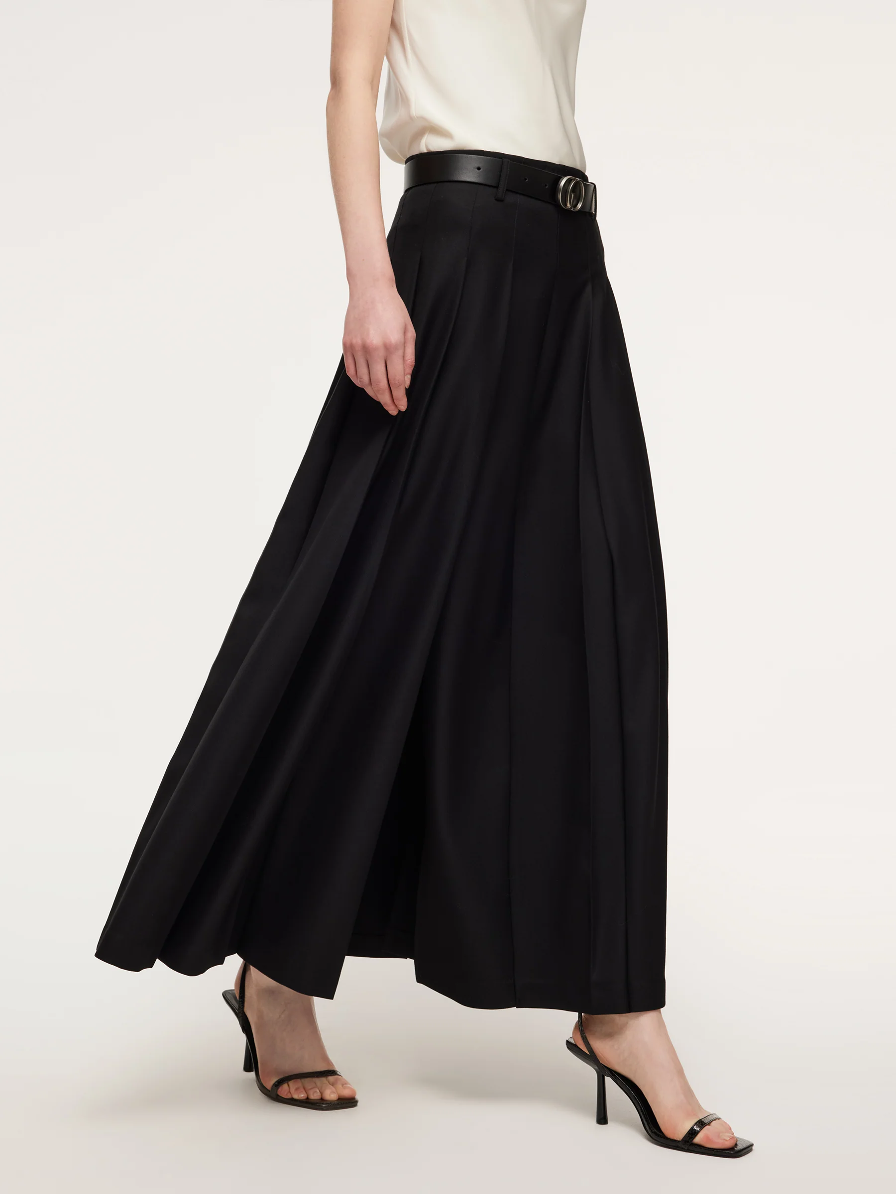 100% Wool Side Slit Women Pleated Skirt With Belt - Image 7