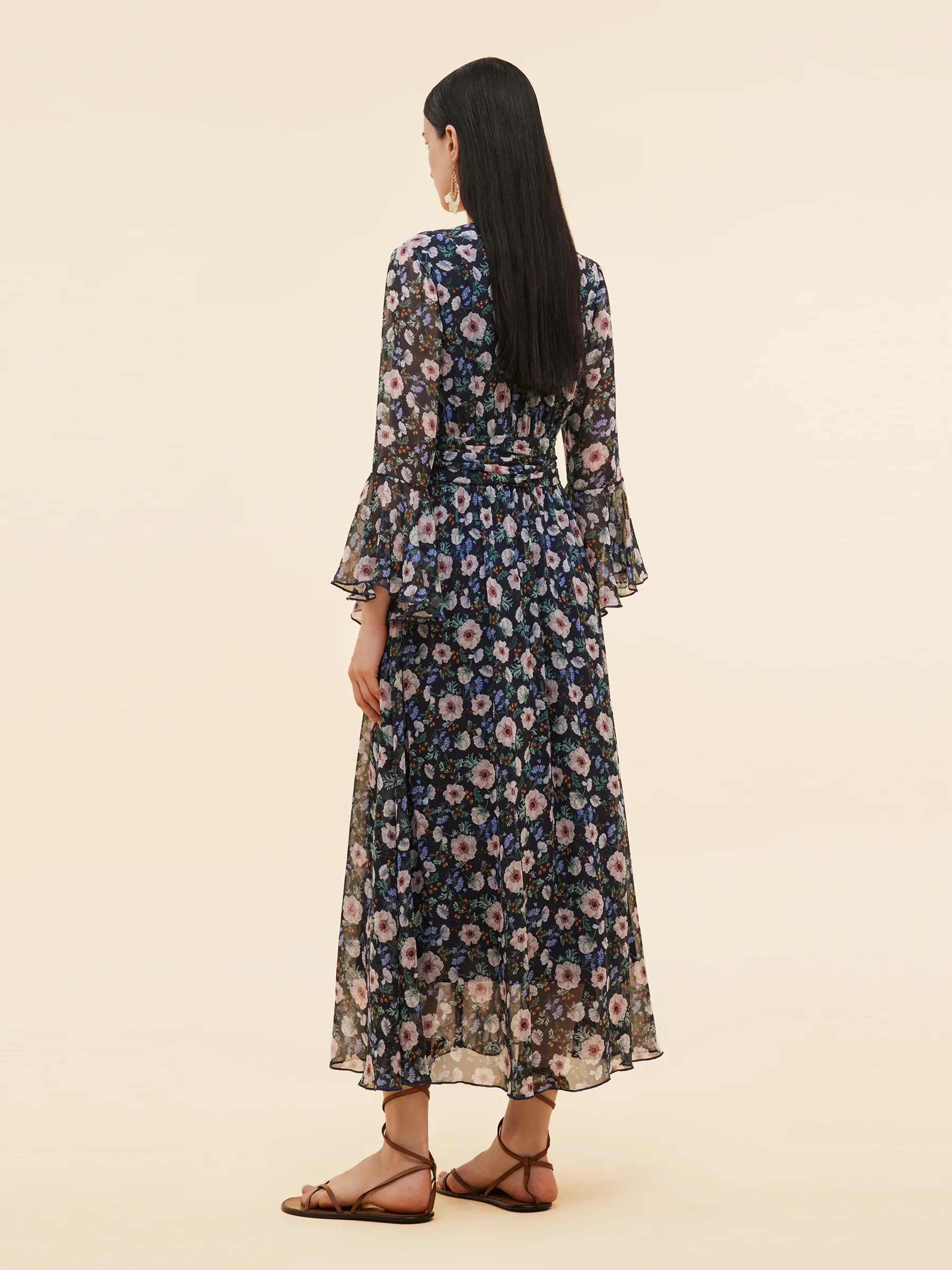 10MM Mulberry Silk Floral Print Women V-Neck Maxi Dress - Image 4