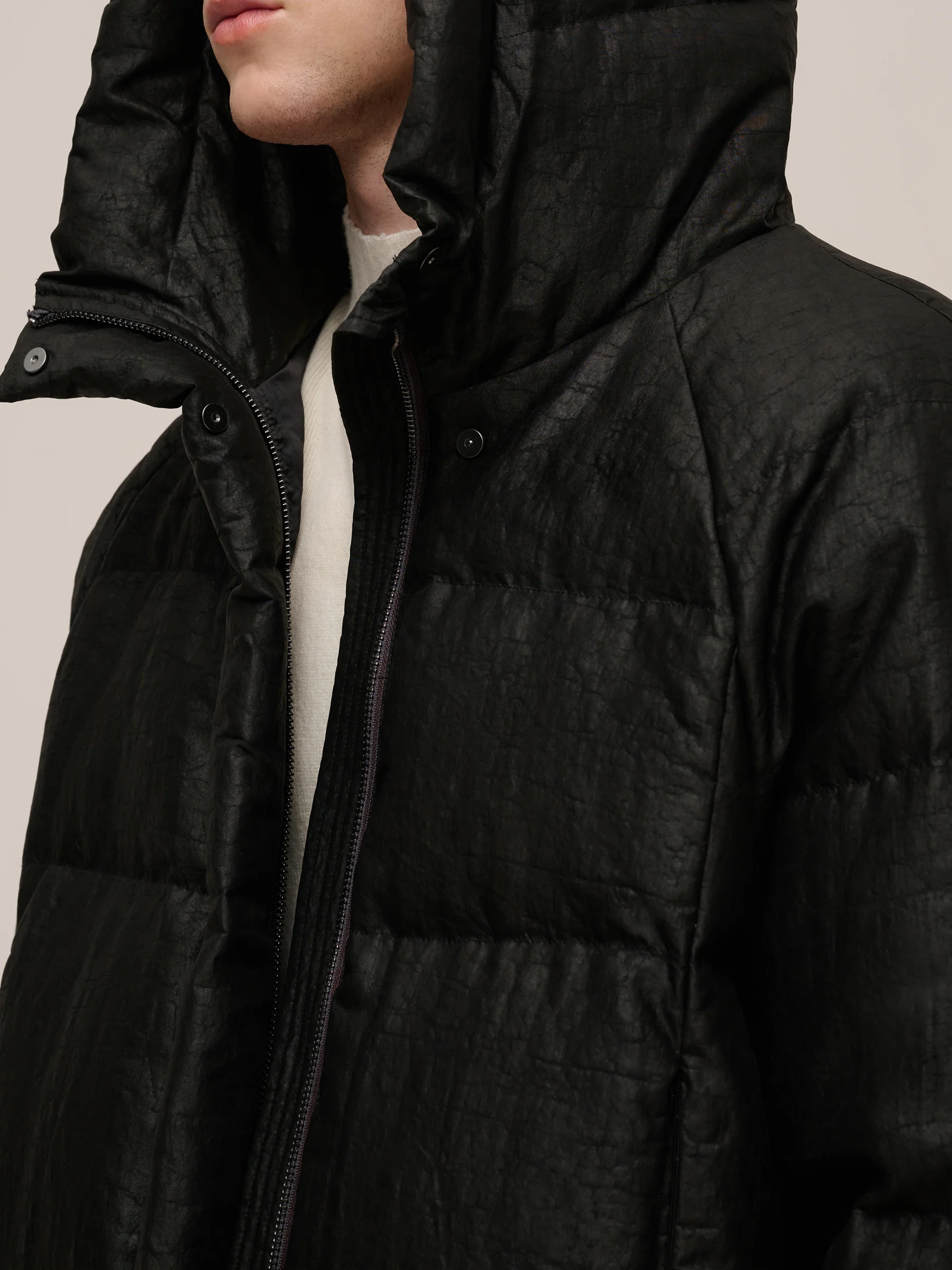 18MM Gambiered Canton Gauze Hooded Unisex Goose Down Jacket - Image 9