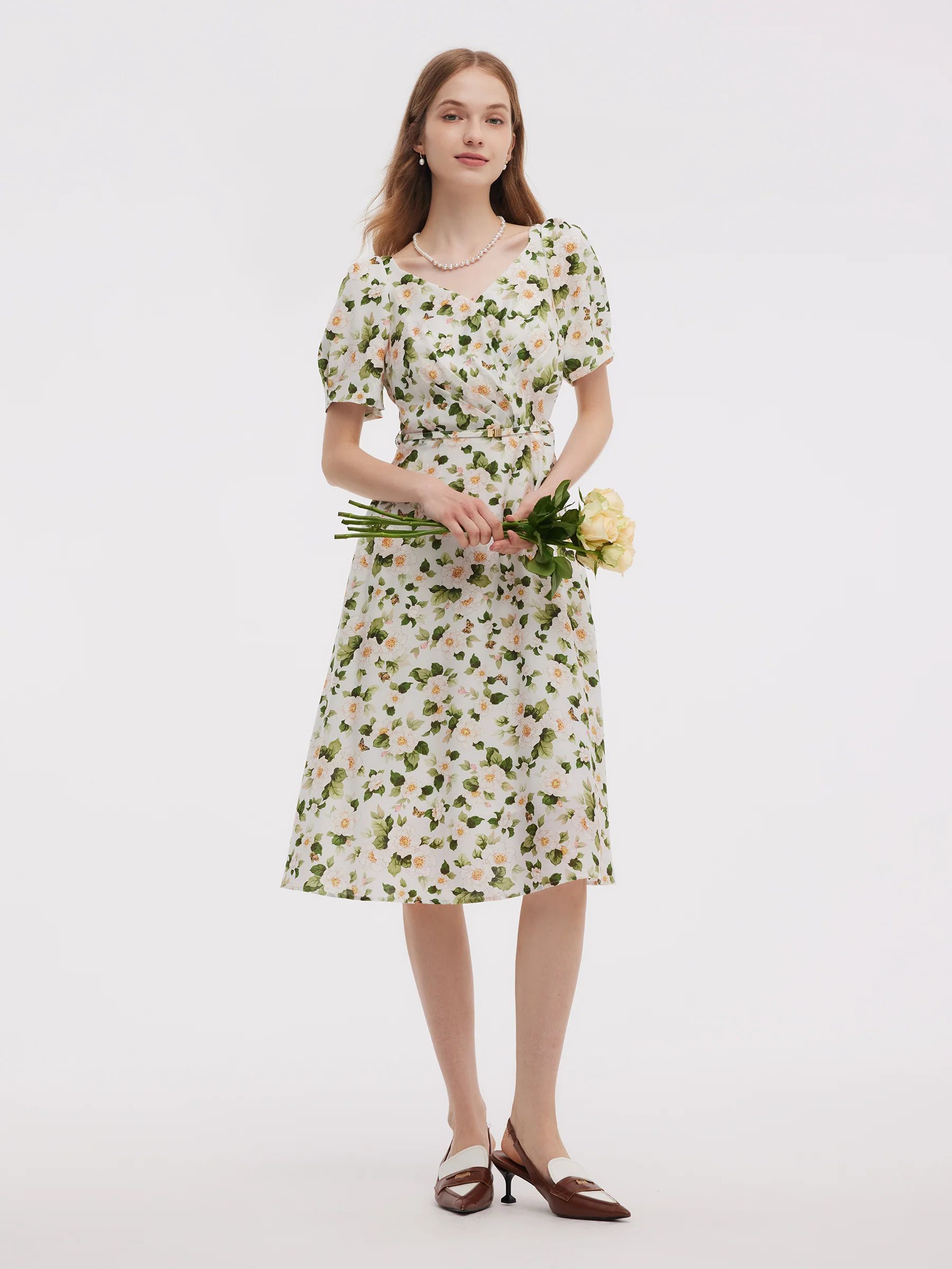 Acetate Blend Floral Print Women V-Neck Midi Dress With Belt - Image 2