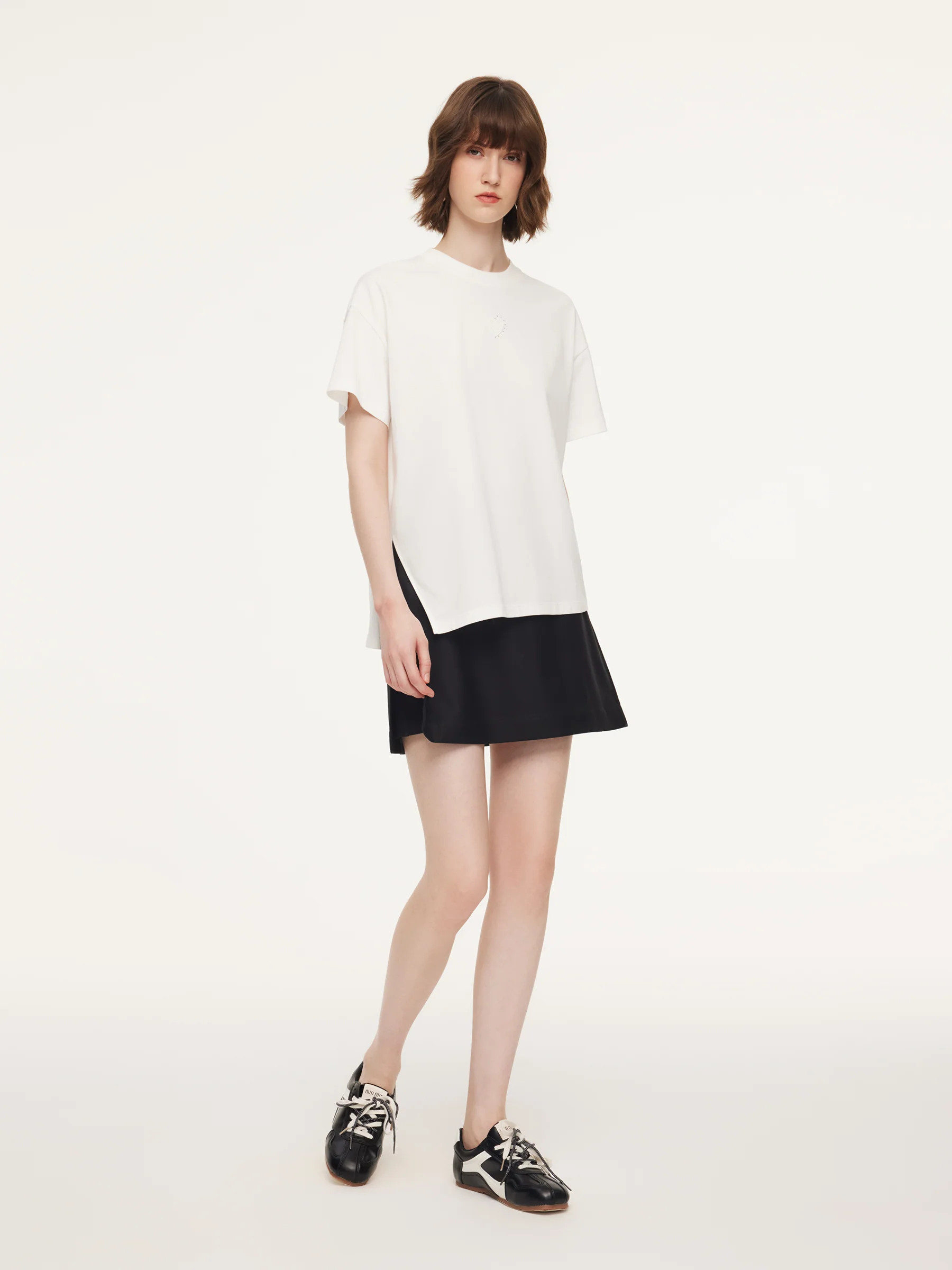 Asymmetrical Hem Heart Decorated Women T-Shirt - Image 24