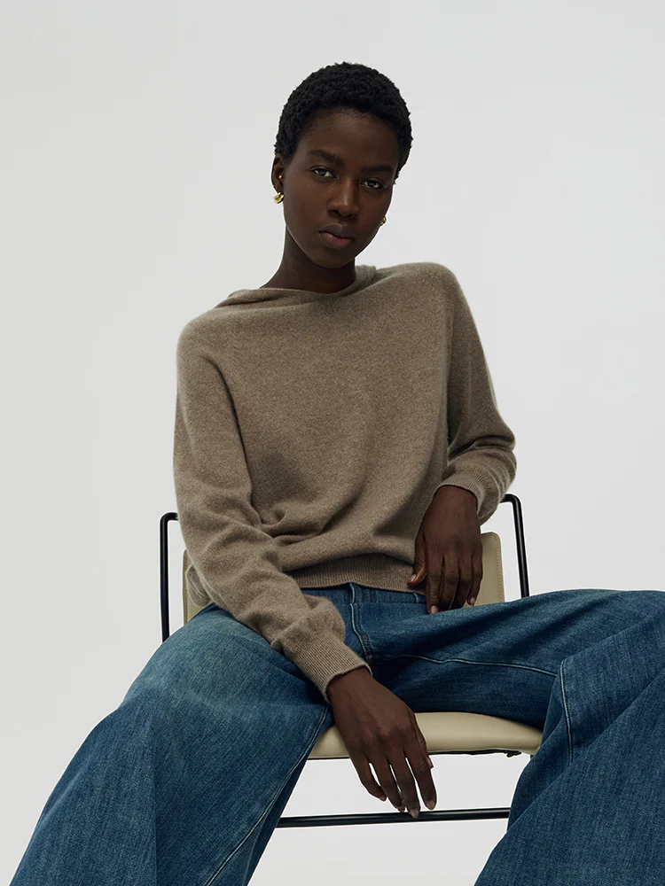 100% Cashmere Seamless Women Hooded Sweater - Image 6