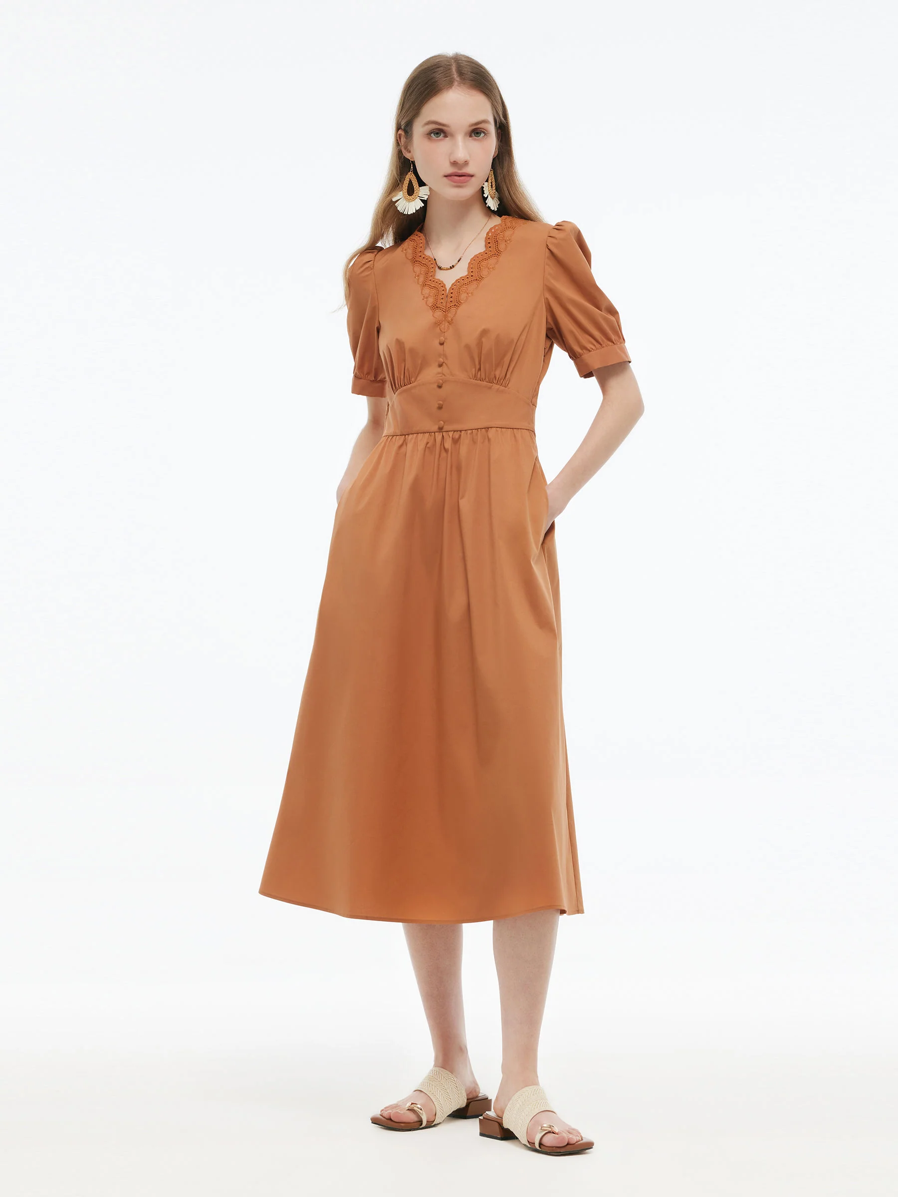 Embroidered Scallop Hem V-Neck Women Gathered Waist Maxi Dress - Image 2