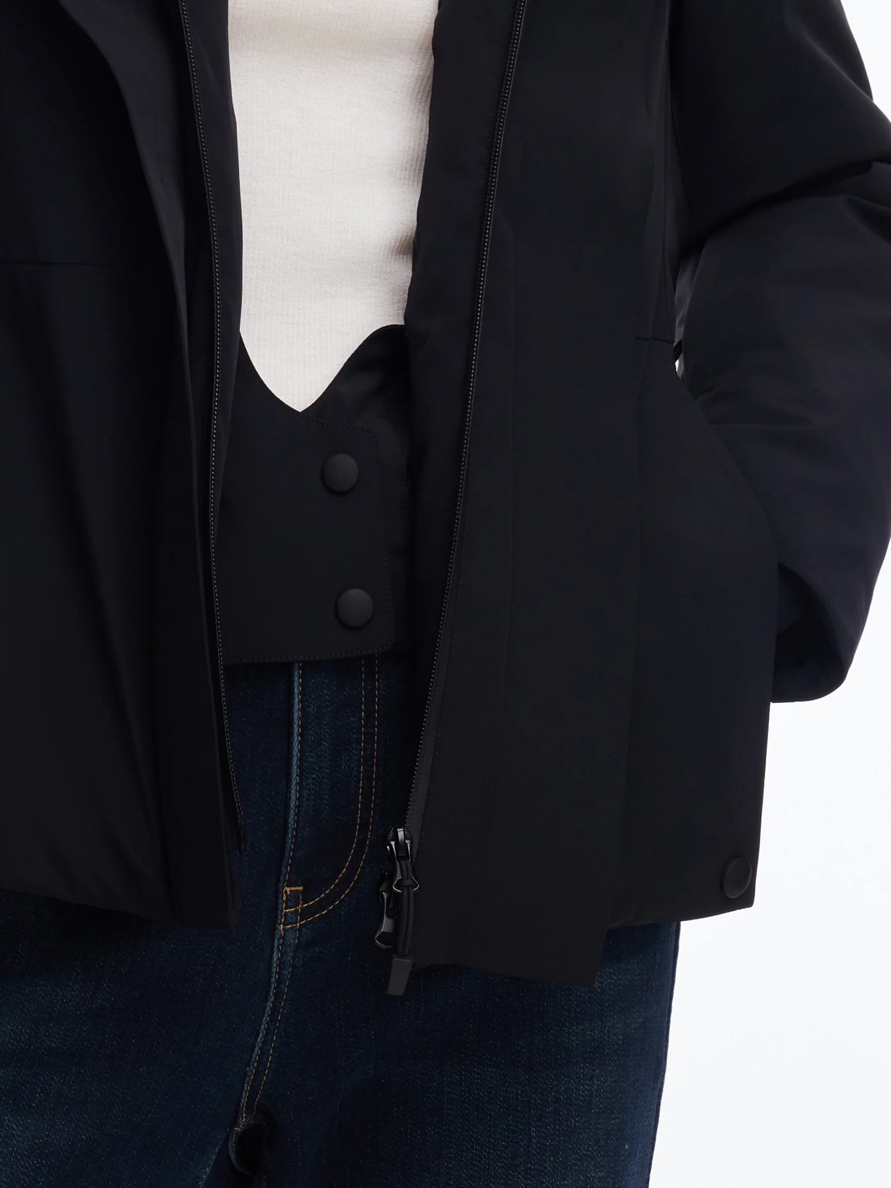 Gathered Waist Hooded Goose Down Jacket With Belt - Image 7