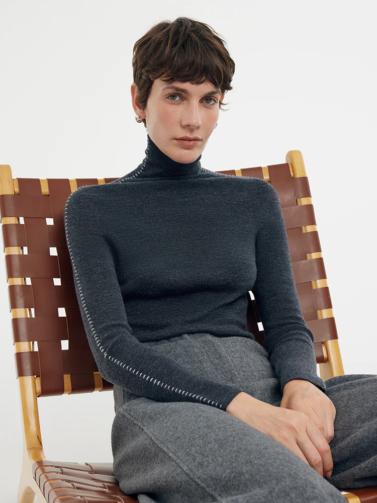 Machine Washable Wool Turtleneck Women Knit Top