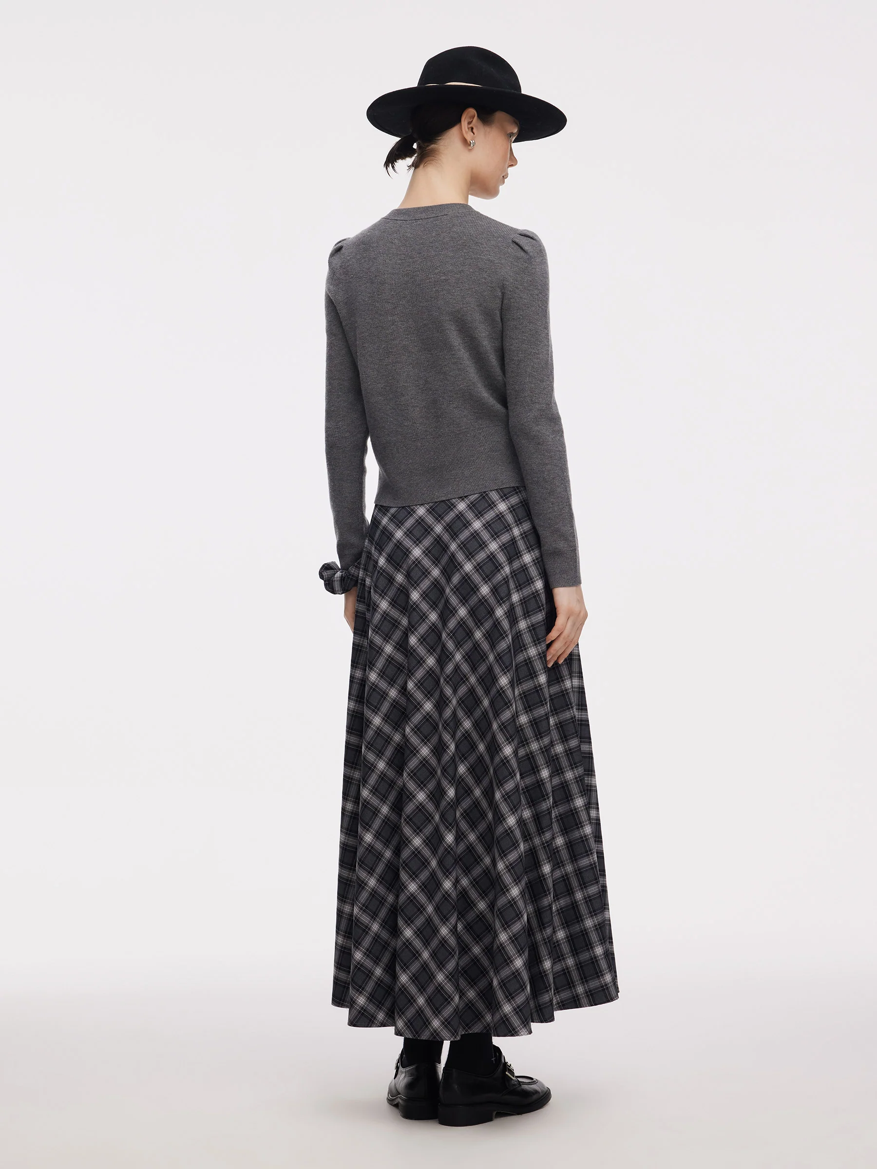 Plaid Women A-Line Skirt With Scrunchie - Image 5
