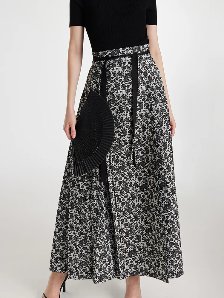 Rose Jacquard Pleated Women Mamianqun With Bottomed Skirt - Image 5