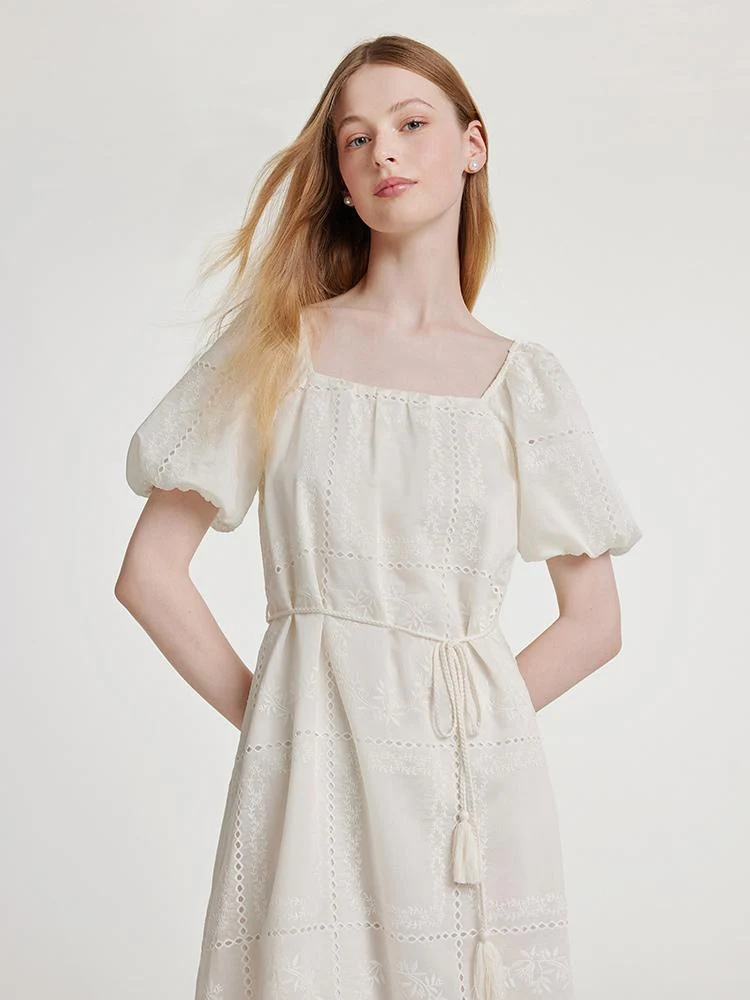 Square Neck Embroidered Midi Dress With Belt - Image 4
