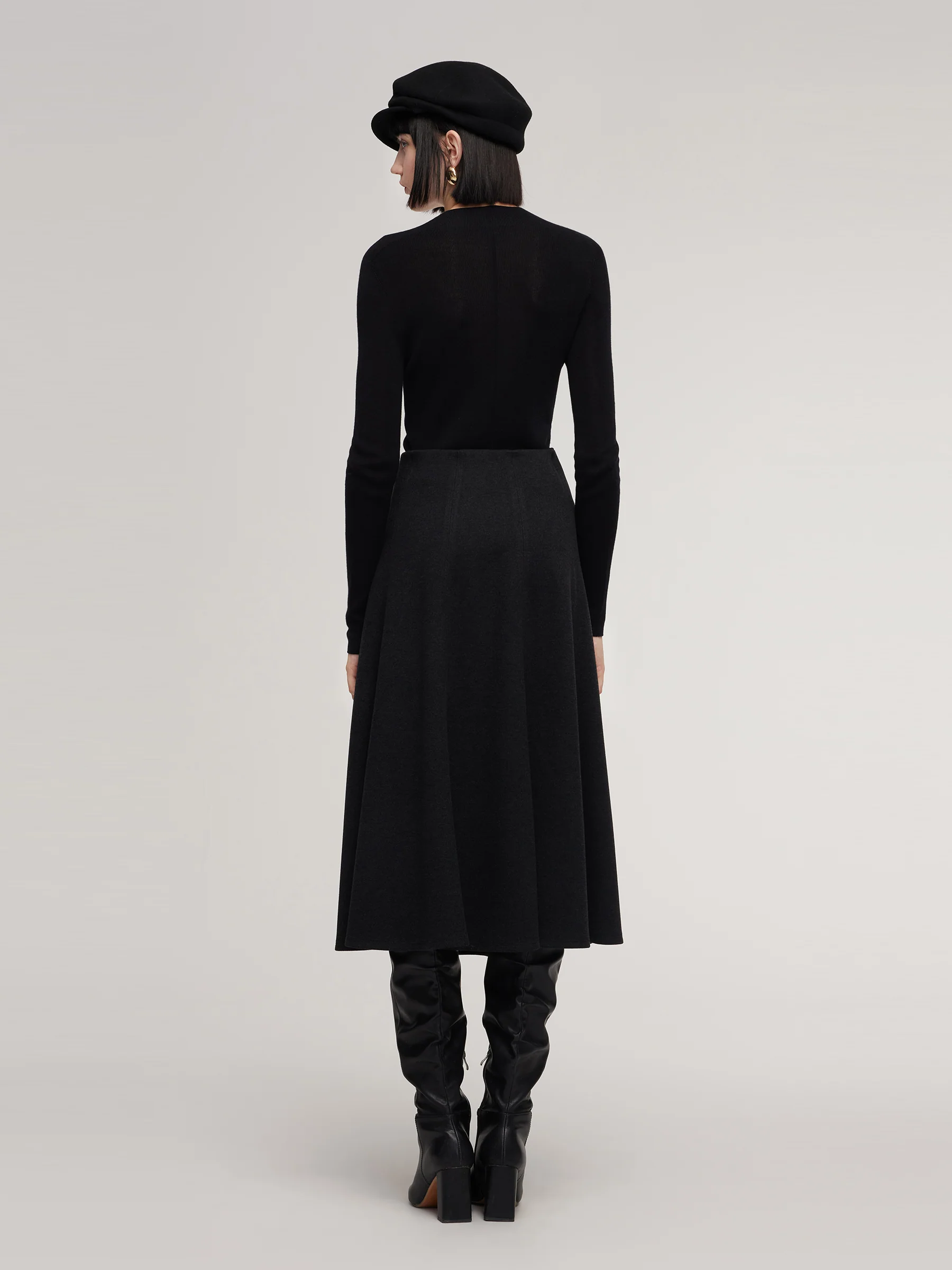Stretch Flared Women Knit Skirt - Image 9