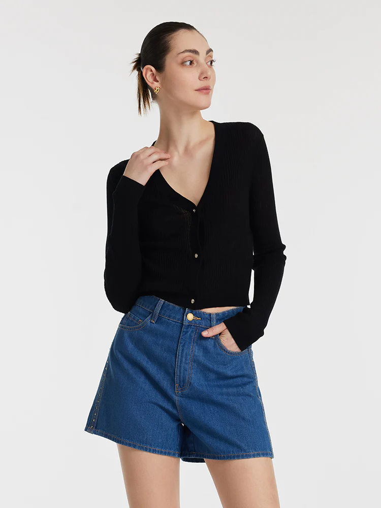 Tencel-Silk Blend Knitted V-Neck Women Cardigan - Image 7
