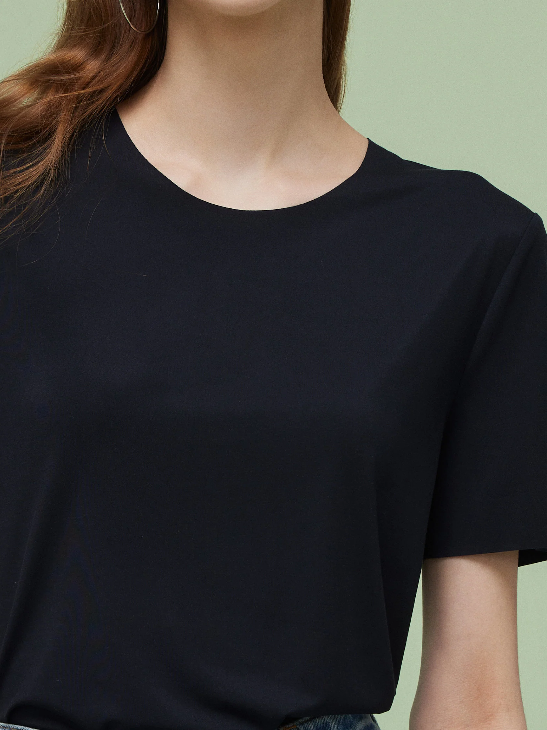 Two-pack (Black & White) Modal Round Neck Unisex T-Shirt - Image 12