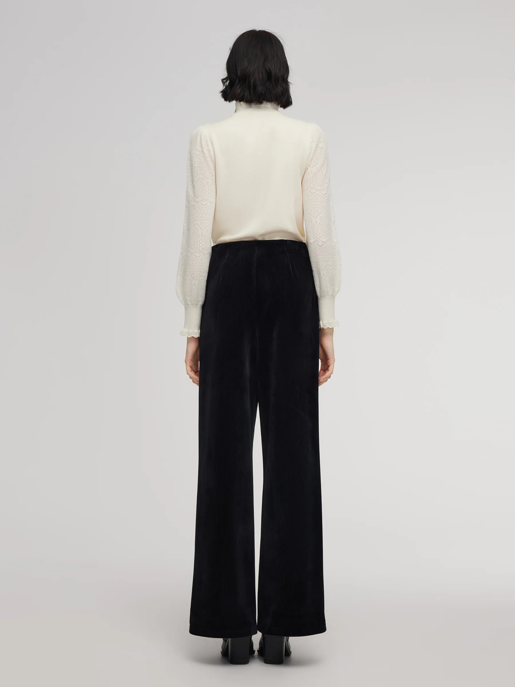 Velvet Ribbed Knit Women Loose Straight Leg Pants - Image 3