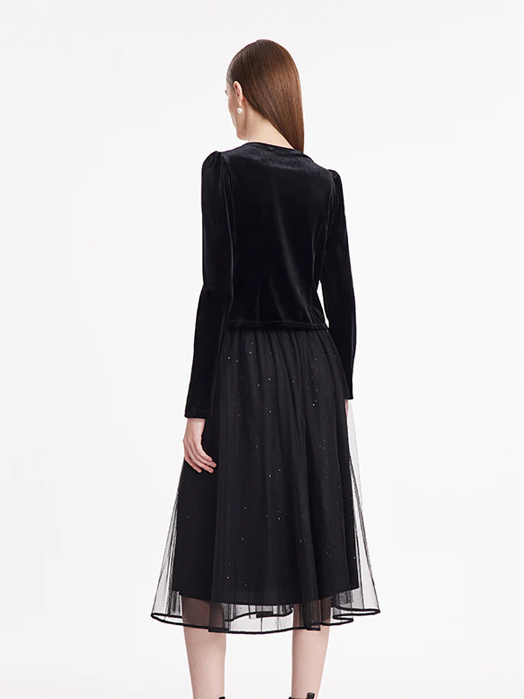 Wave Cut V-Neck Velvet Top And Tulle Skirt Two-Piece Set - Image 4