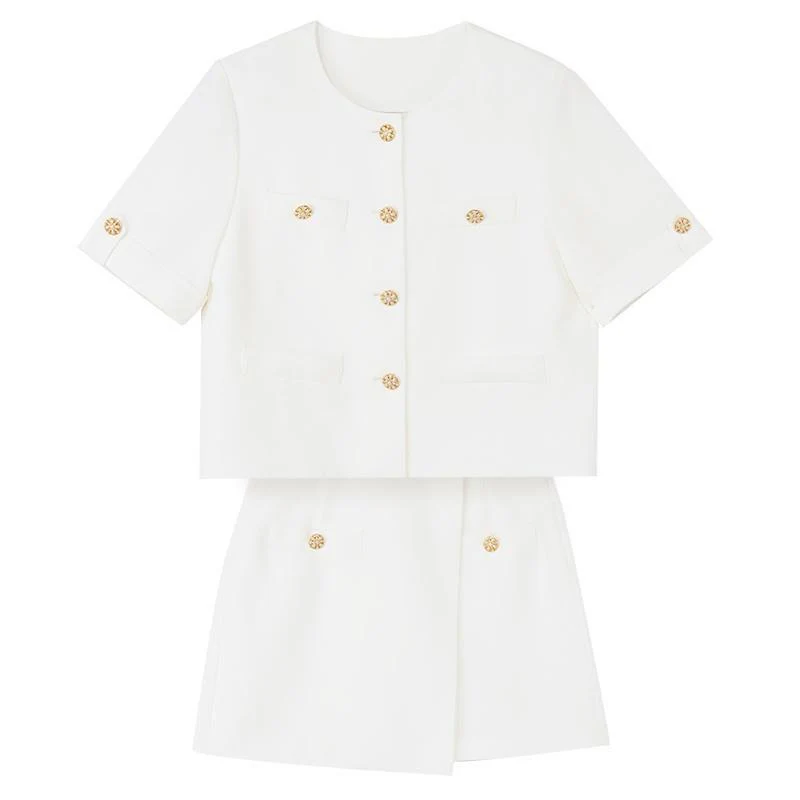 White Acetate Blazer And Shorts Two-Piece Suit - Image 7