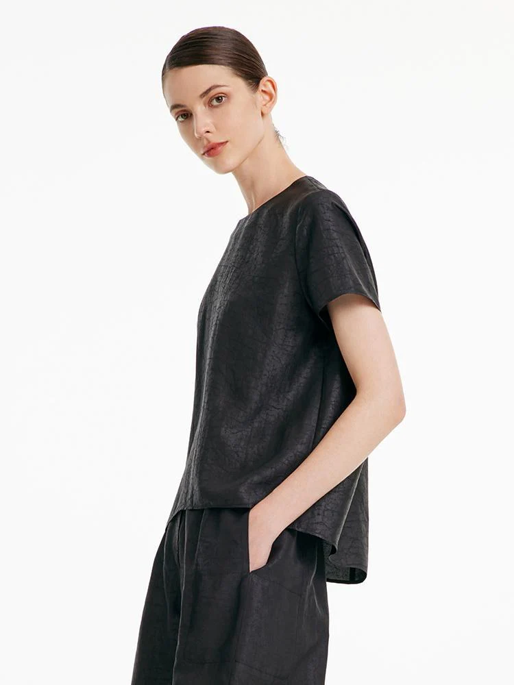 Xiang Yun Silk Short Sleeve Woven T-shirt - Image 5